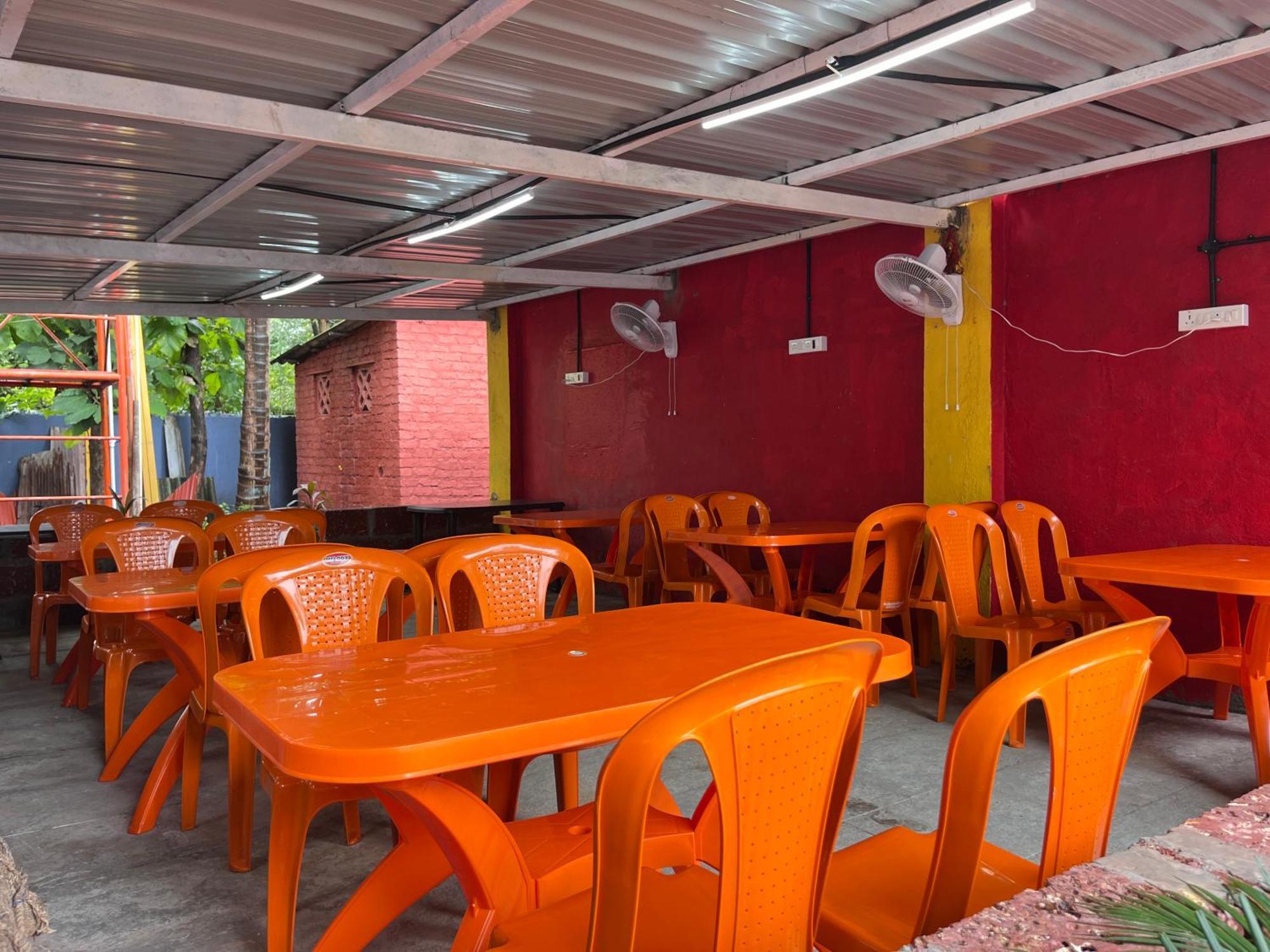 Karjat In Resort エクステリア 写真